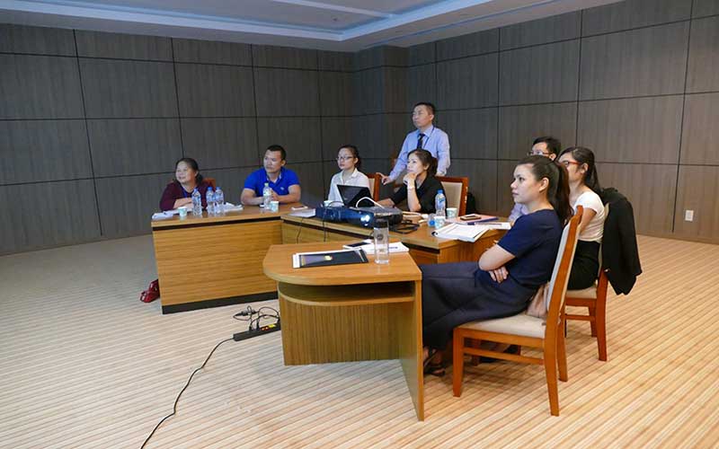 sop trong khách sạn