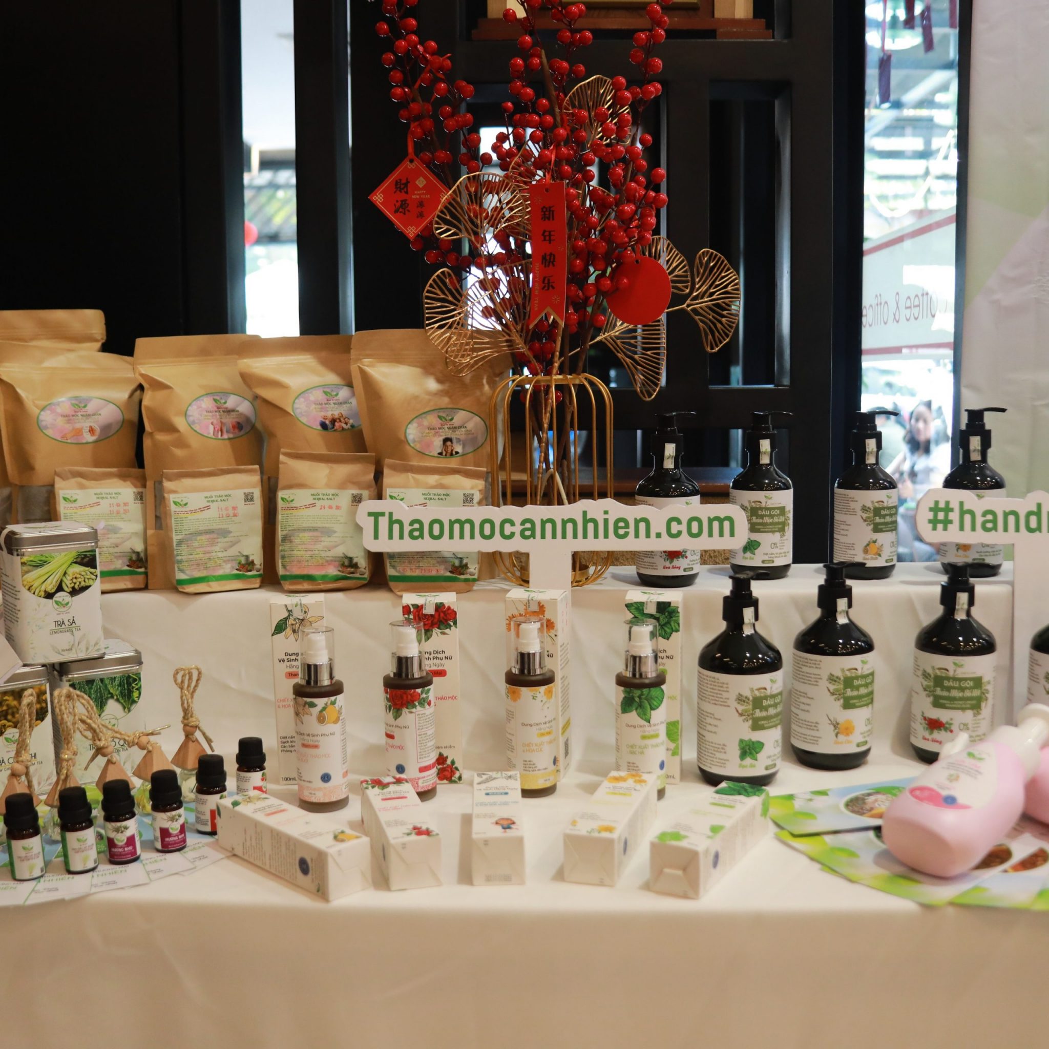 Sản phẩm Thảo mộc An nhiên hơn cả thảo mộc là sự yêu thương trọn lành.