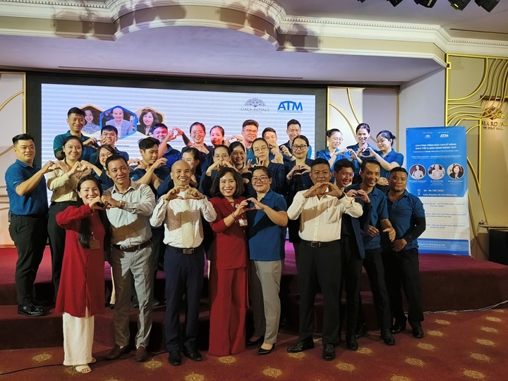 Gala-Royale/Gia Son Kỹ năng Giao tiếp và Bán hàng Inside-Out